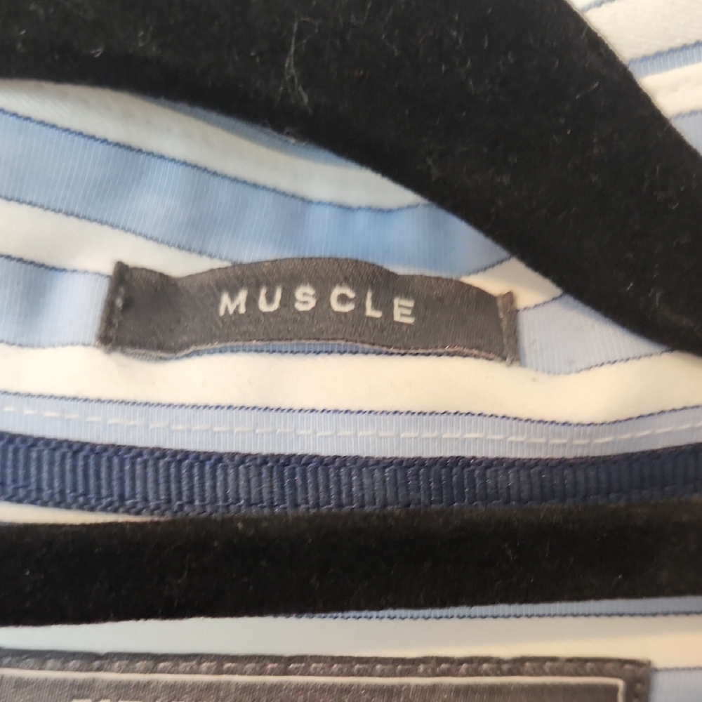 Abercrombie & Fitch Light Blue Striped Button Down Shirt - Picture 3 of 4